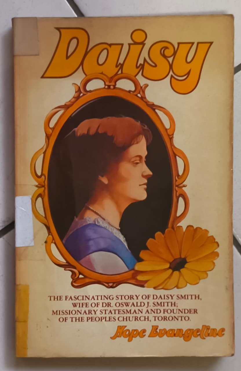 Cover buku Daisy