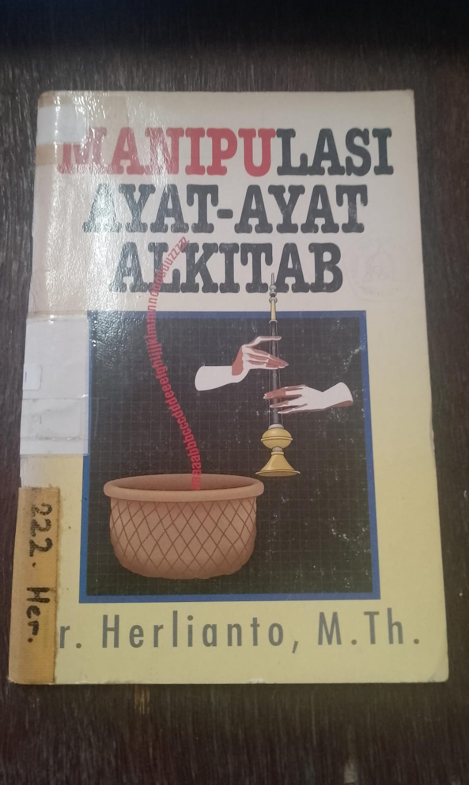 Cover buku MANIPULASI AYAT-AYAT ALKITAB