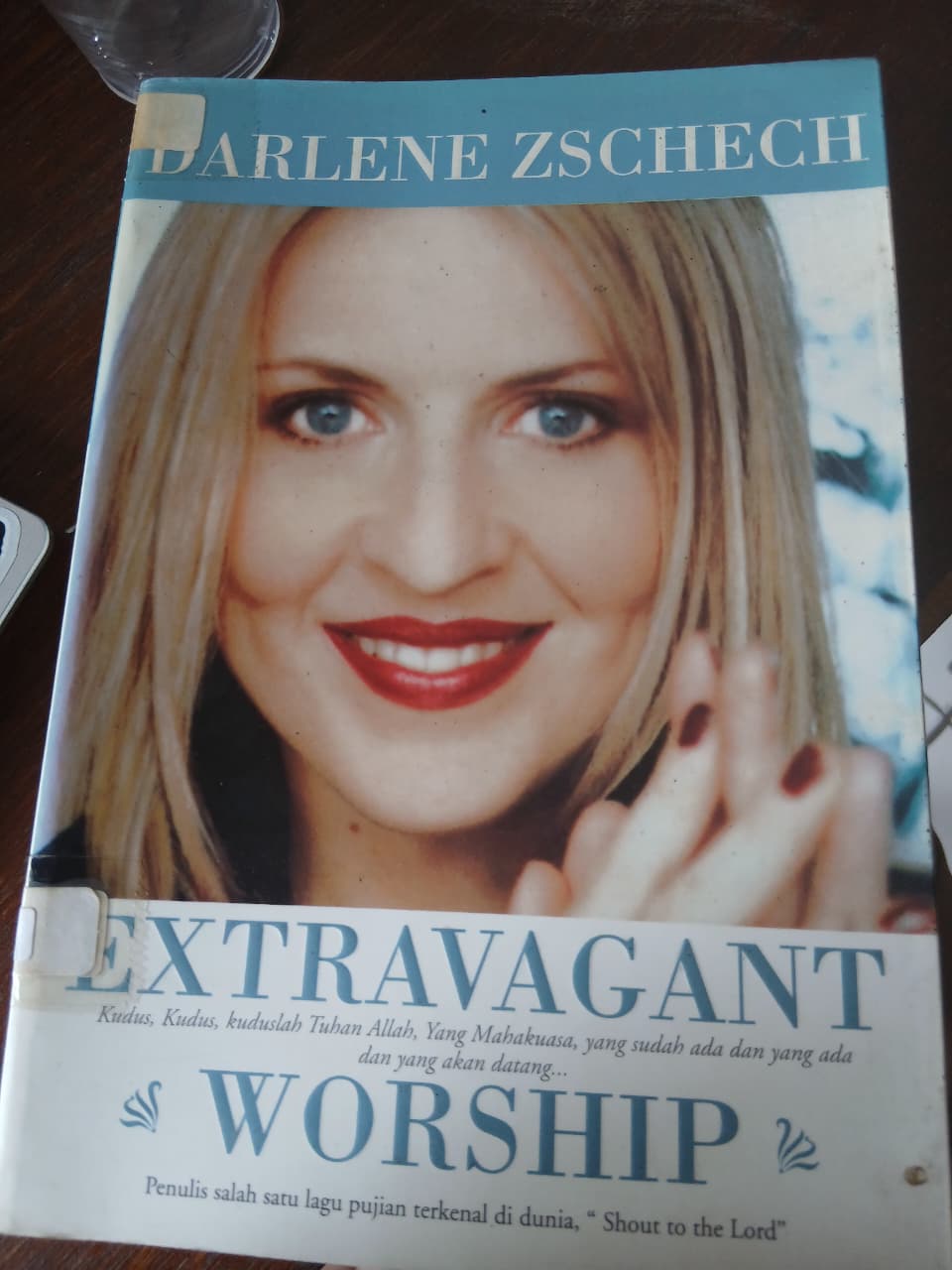 Cover buku EXTRAVAGANT WORSHIP