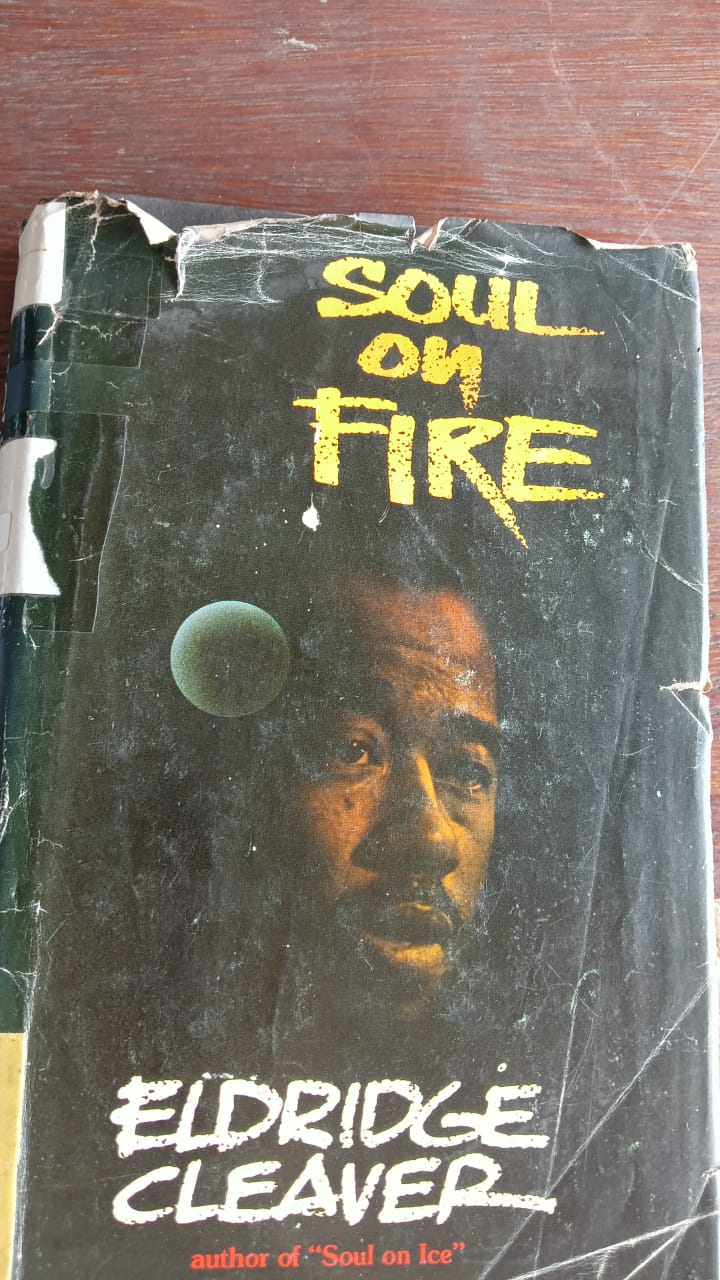 Cover buku Soul on fire