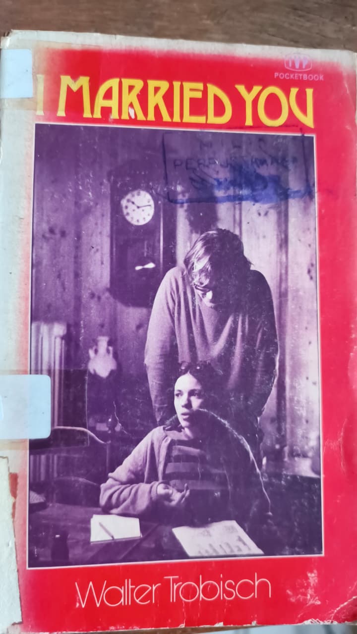 Cover buku I Married You