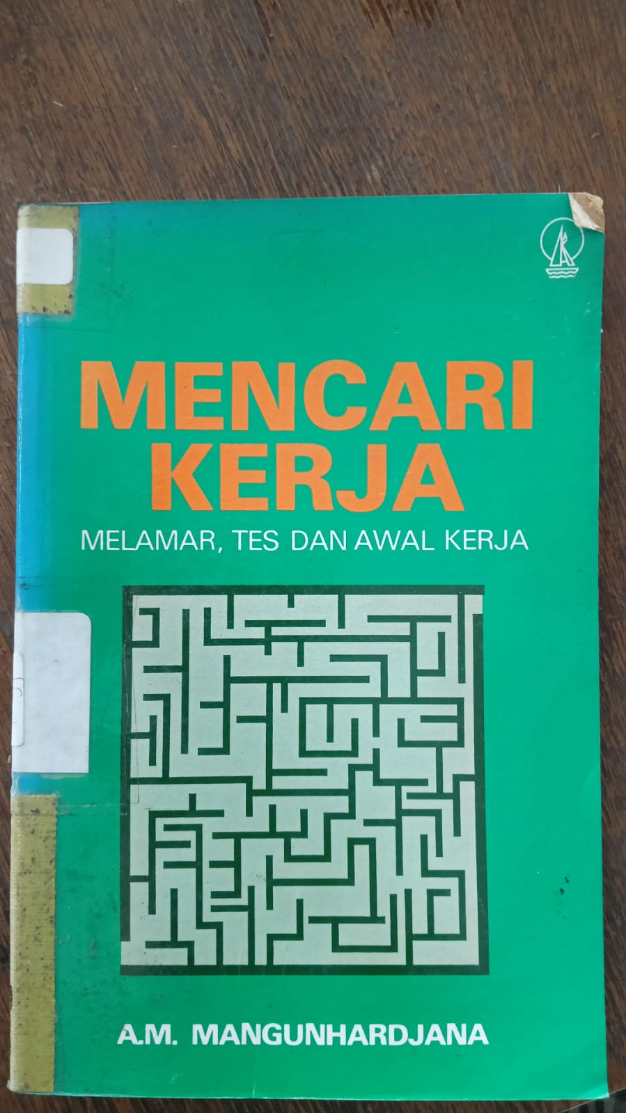 Cover buku Mencari Kerja
