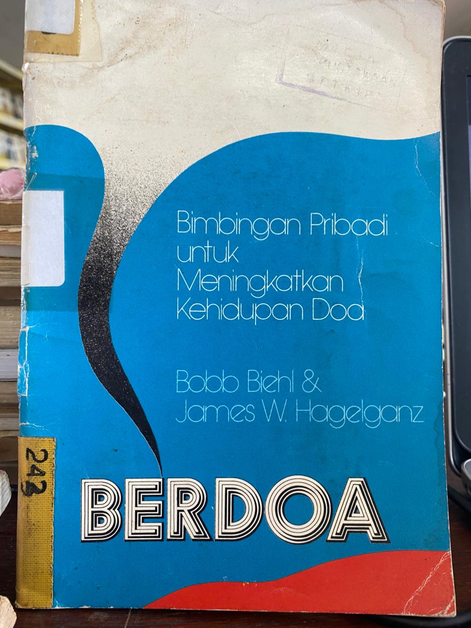 Cover buku Berdoa