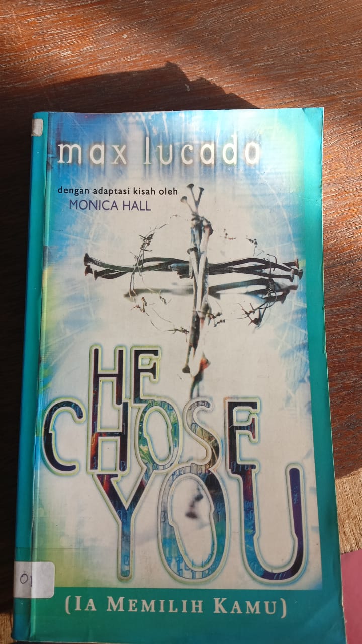 Cover buku Ia memilih kamu