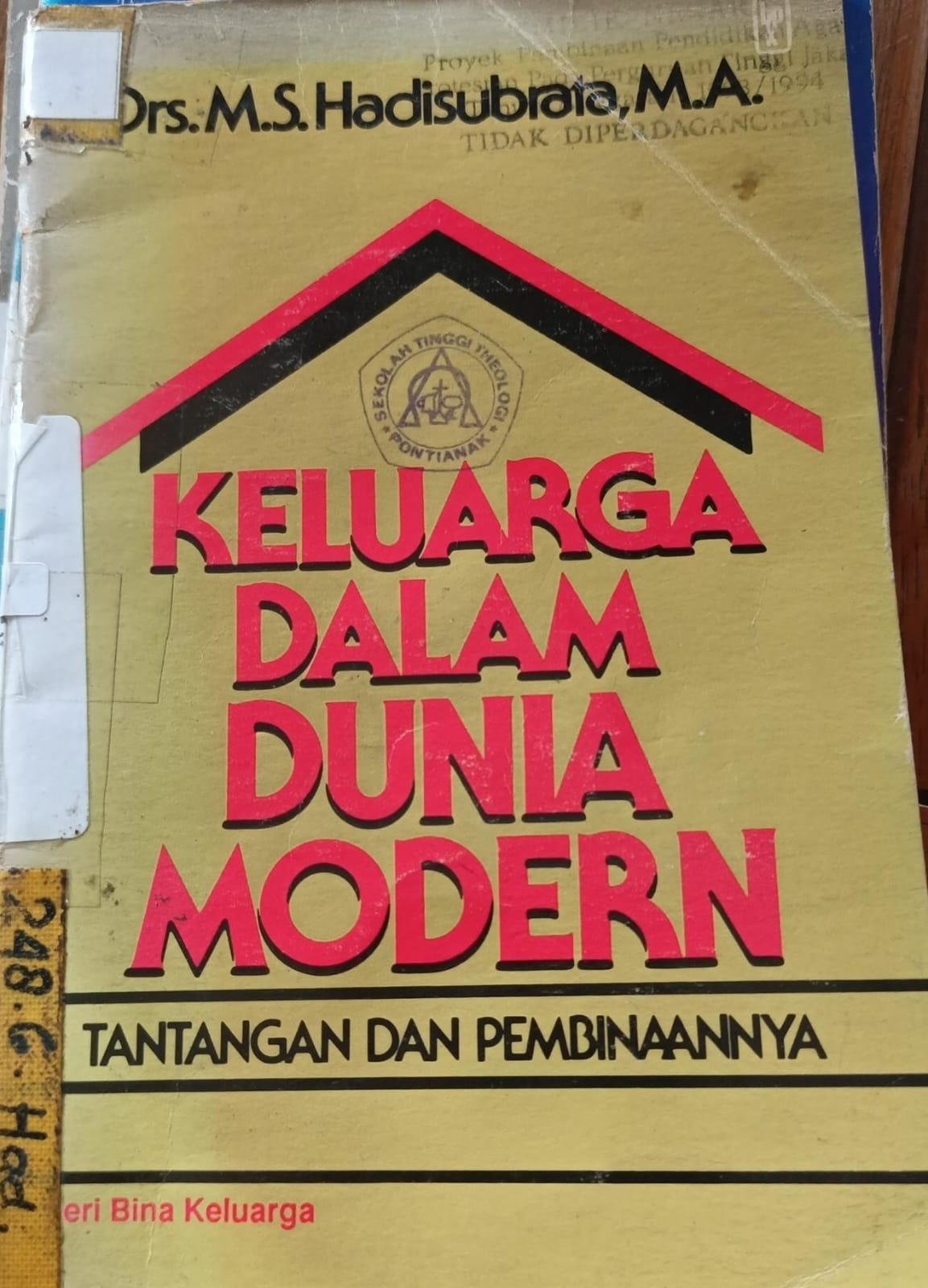 Cover buku Keluarga Dalam Dunia Modern Tantangan dan Pembinaannya