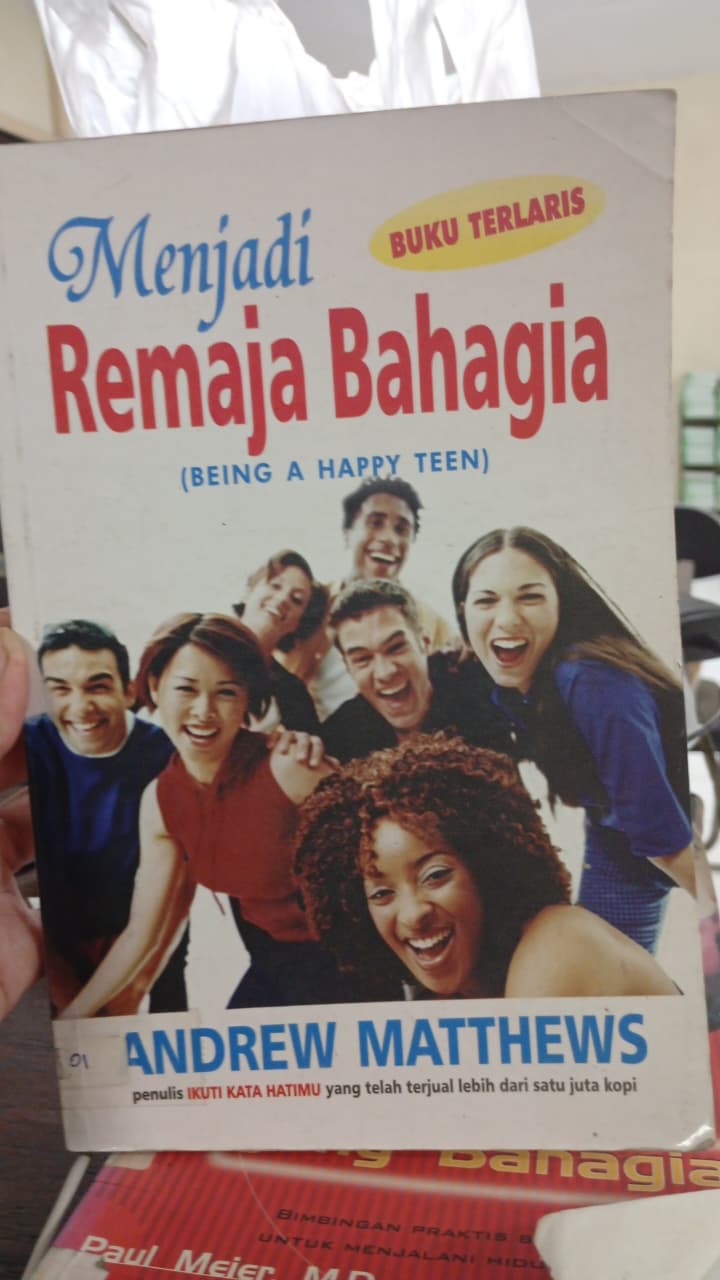 Cover buku menjadi remaja bahagia