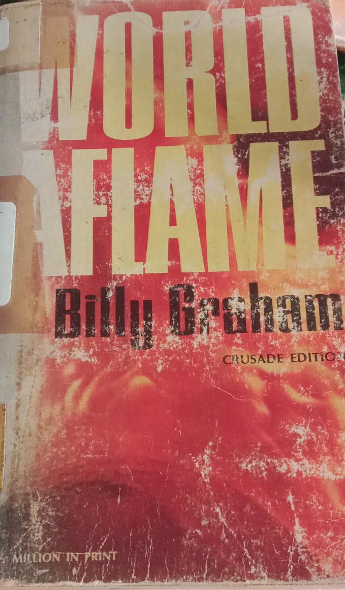 Cover buku WORLD AFLAME