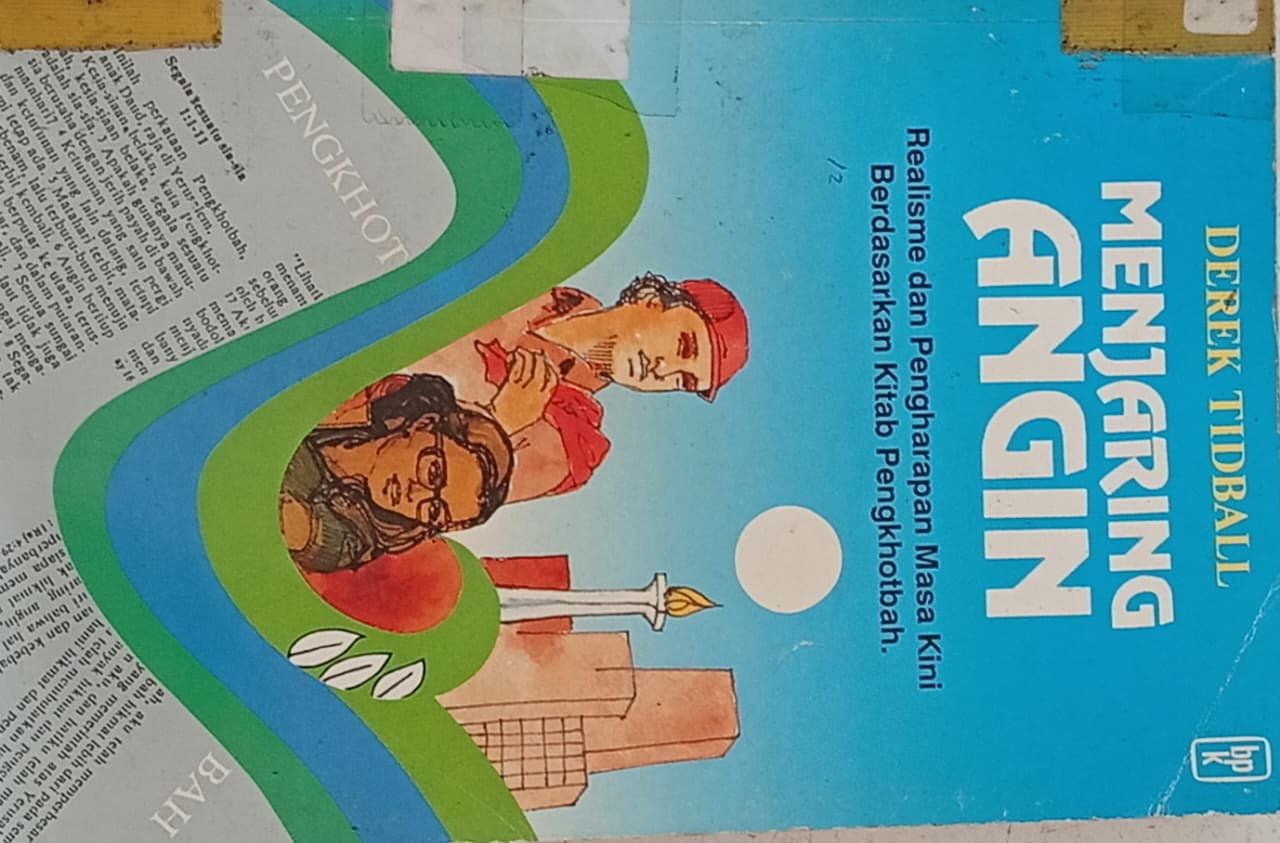 Cover buku Menjaring Angin