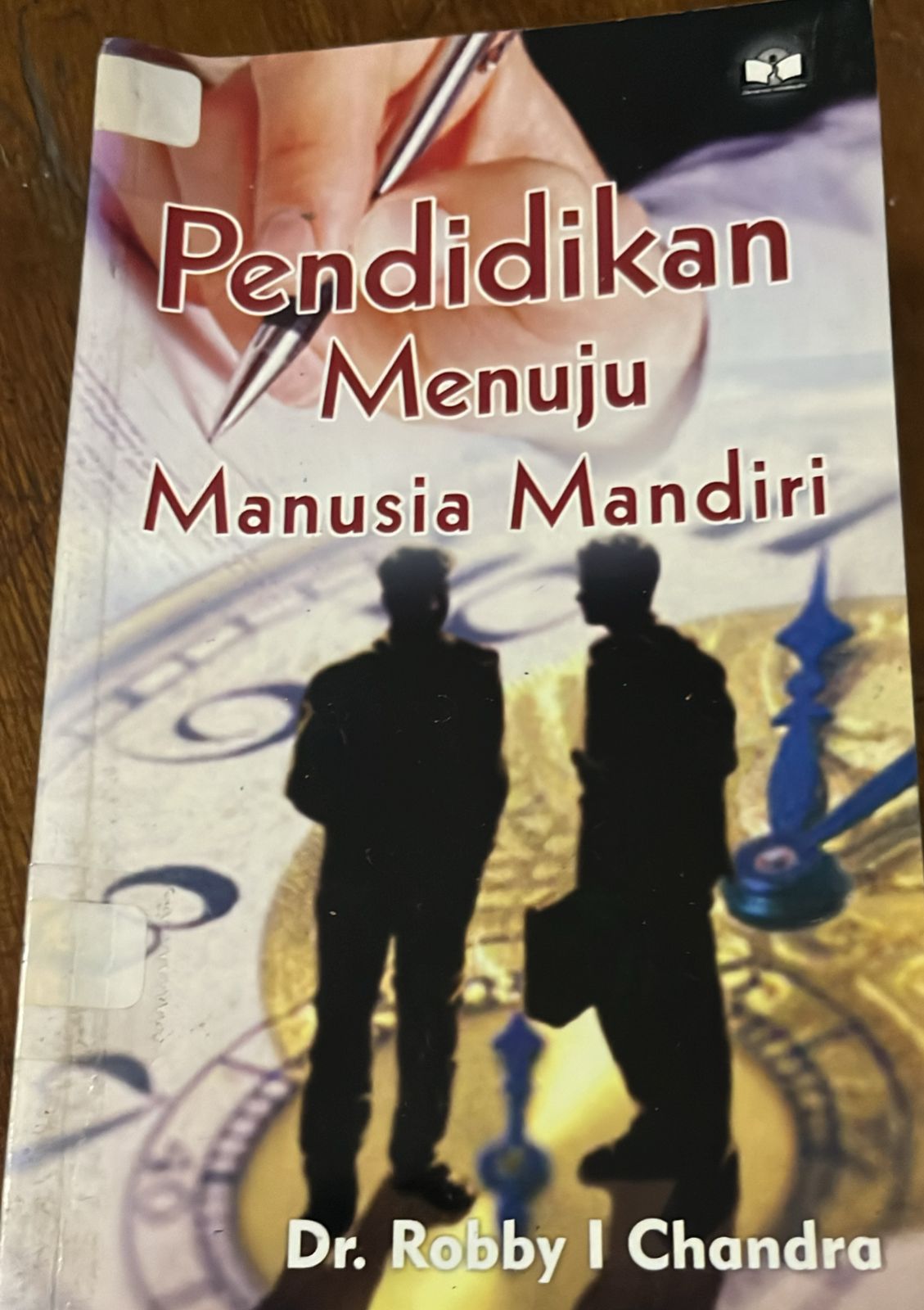 Cover buku Pendidikan Menuju Manusia Mandiri